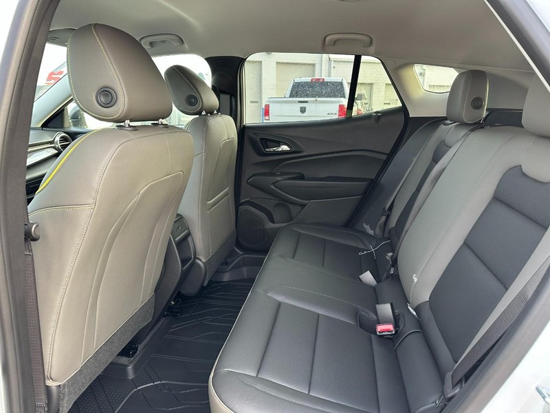 Chevrolet Trax Vehicle Full-screen Gallery Image 4