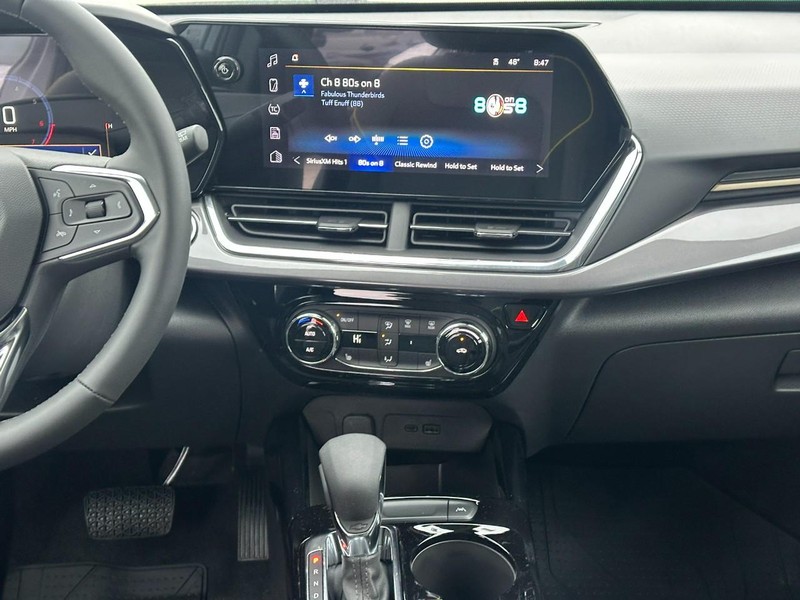 Chevrolet Trax Vehicle Full-screen Gallery Image 7