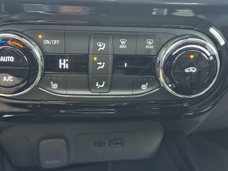 Chevrolet Trax Vehicle Full-screen Gallery Image 13