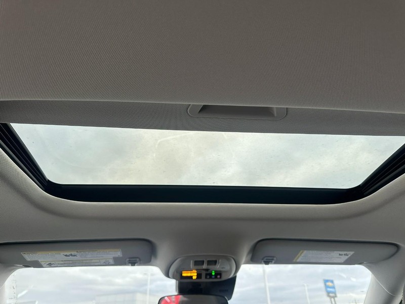 Chevrolet Trax Vehicle Full-screen Gallery Image 4