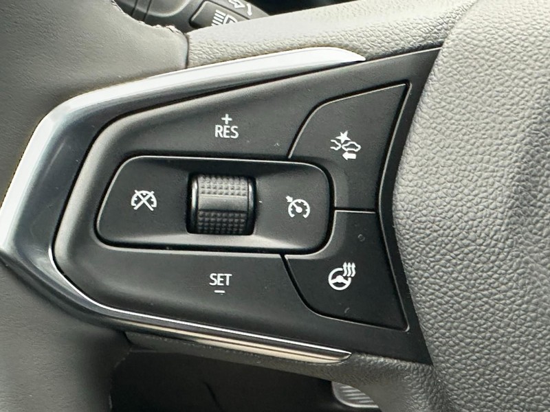 Chevrolet Trax Vehicle Full-screen Gallery Image 11