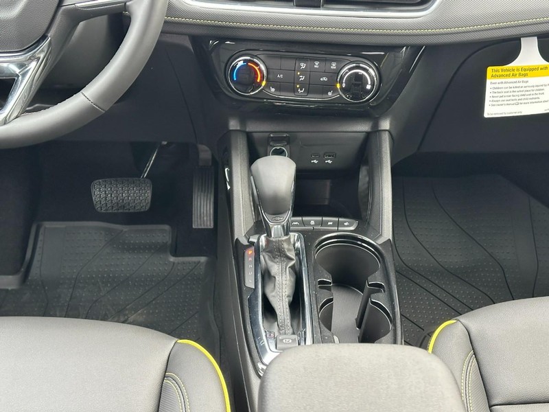 Chevrolet TrailBlazer Vehicle Full-screen Gallery Image 8