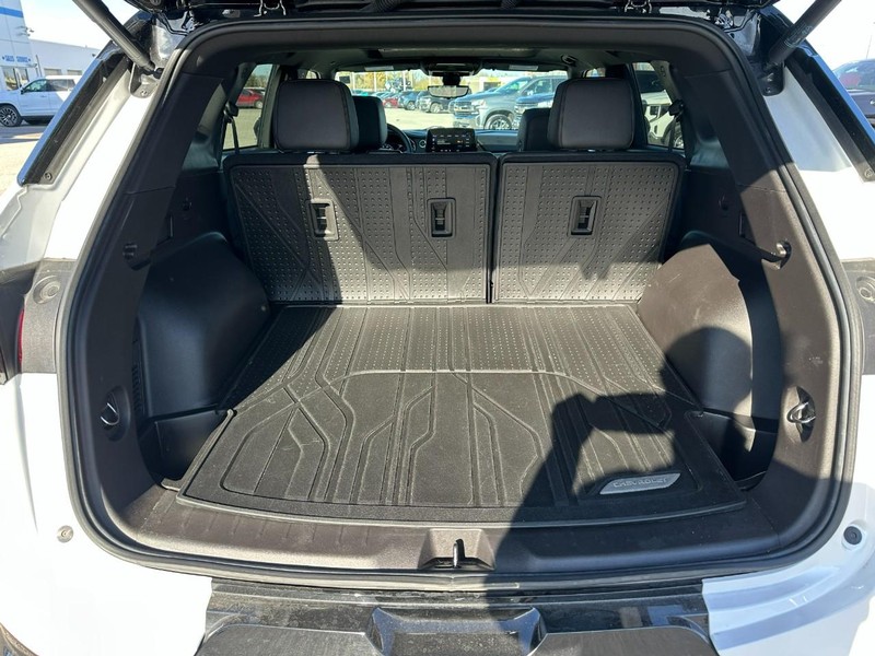 Chevrolet Blazer Vehicle Full-screen Gallery Image 05