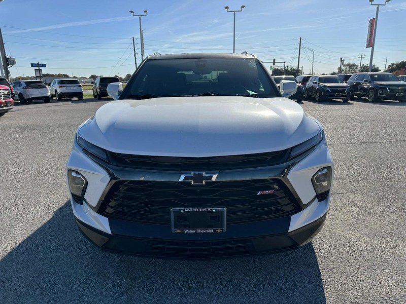 Chevrolet Blazer Vehicle Full-screen Gallery Image 09