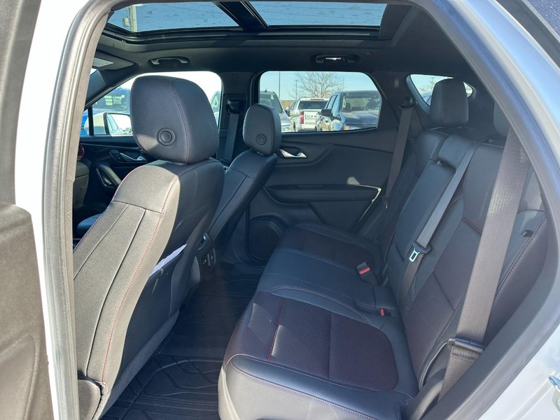 Chevrolet Blazer Vehicle Full-screen Gallery Image 10