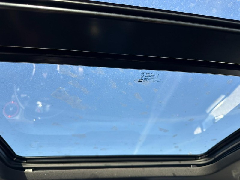 Chevrolet Blazer Vehicle Full-screen Gallery Image 11