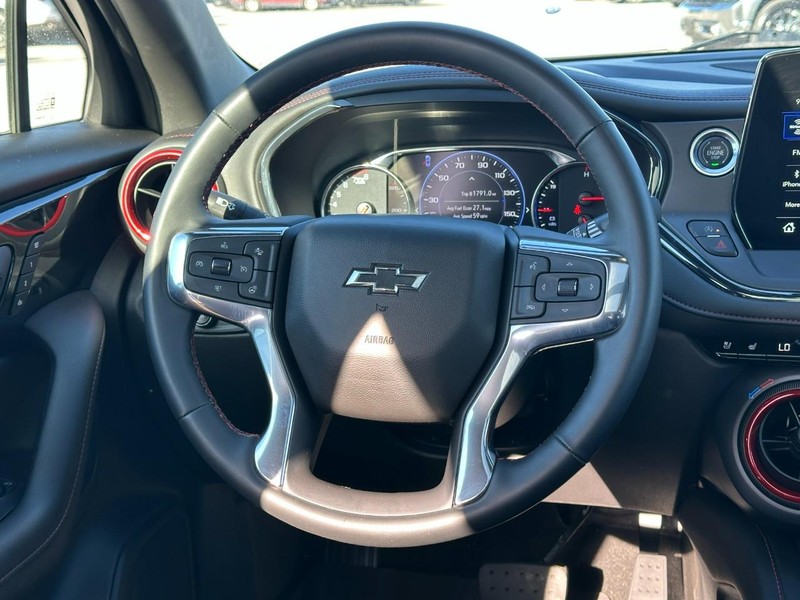 Chevrolet Blazer Vehicle Full-screen Gallery Image 13