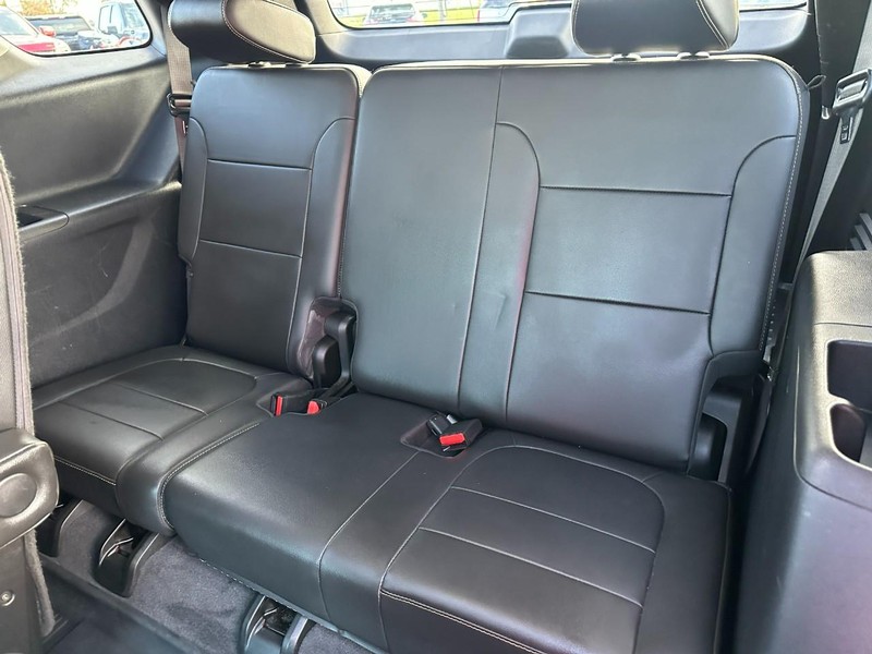 Chevrolet Traverse Vehicle Full-screen Gallery Image 11