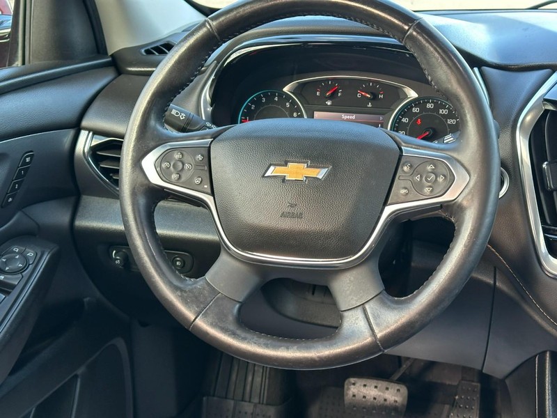 Chevrolet Traverse Vehicle Full-screen Gallery Image 15