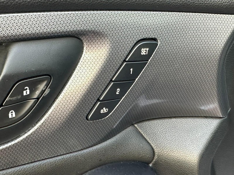 Chevrolet Traverse Vehicle Full-screen Gallery Image 20