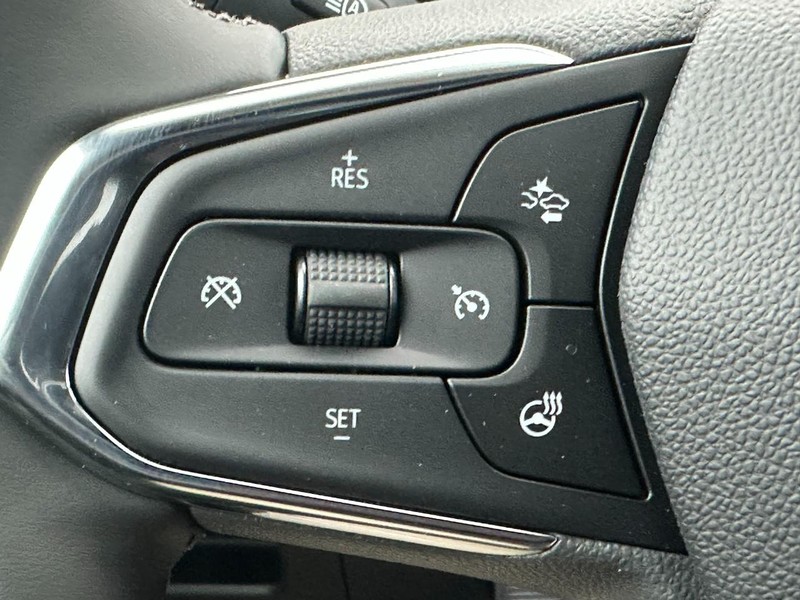 Chevrolet TrailBlazer Vehicle Full-screen Gallery Image 11