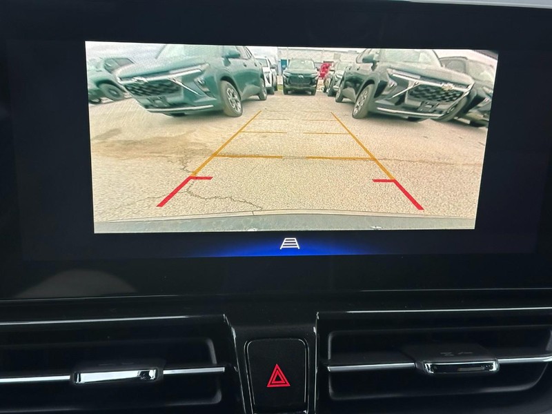 Chevrolet TrailBlazer Vehicle Full-screen Gallery Image 14