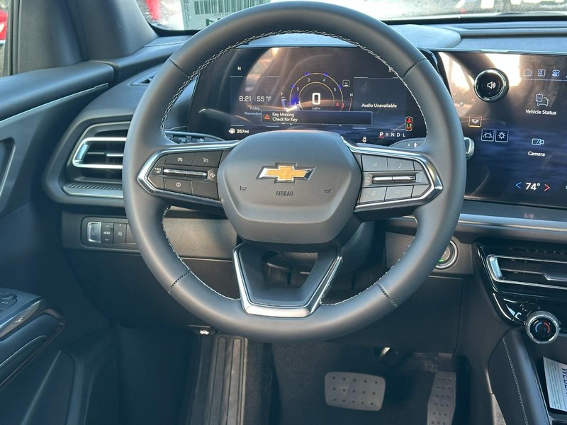 Chevrolet Traverse Vehicle Full-screen Gallery Image 8
