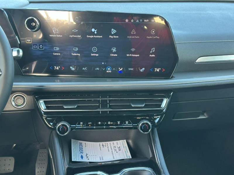 Chevrolet Traverse Vehicle Full-screen Gallery Image 9