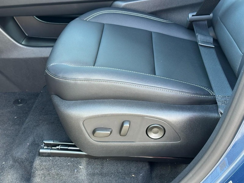 Chevrolet Traverse Vehicle Full-screen Gallery Image 12