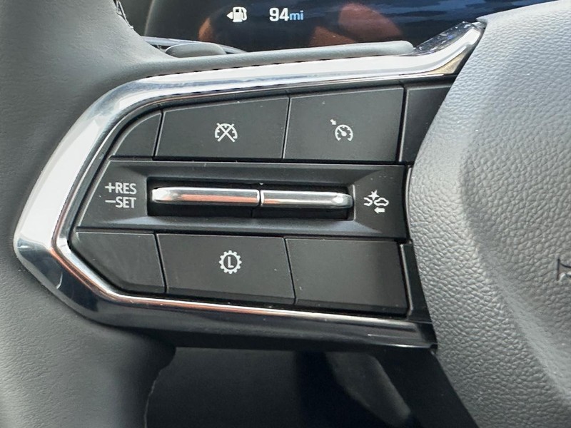 Chevrolet Equinox Vehicle Full-screen Gallery Image 8