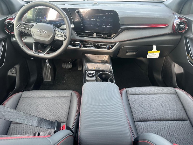 Chevrolet Equinox Vehicle Full-screen Gallery Image 7