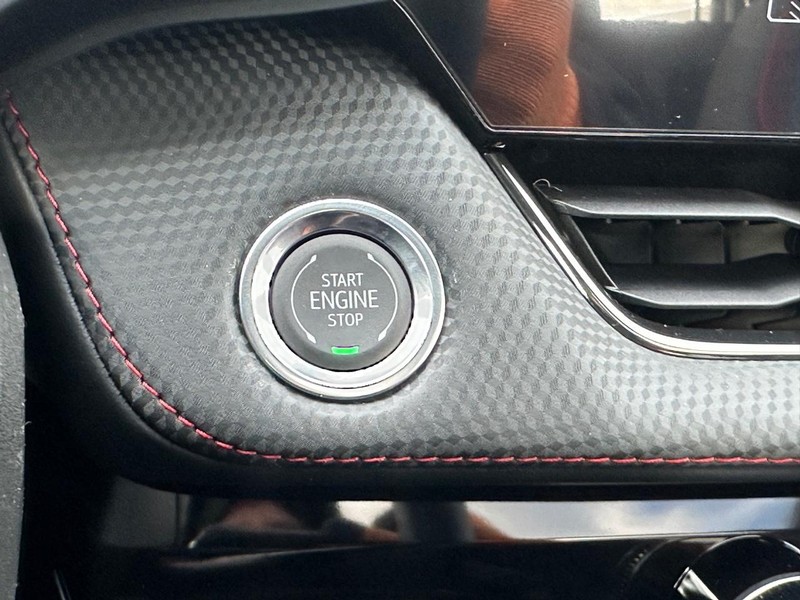 Chevrolet Equinox Vehicle Full-screen Gallery Image 11