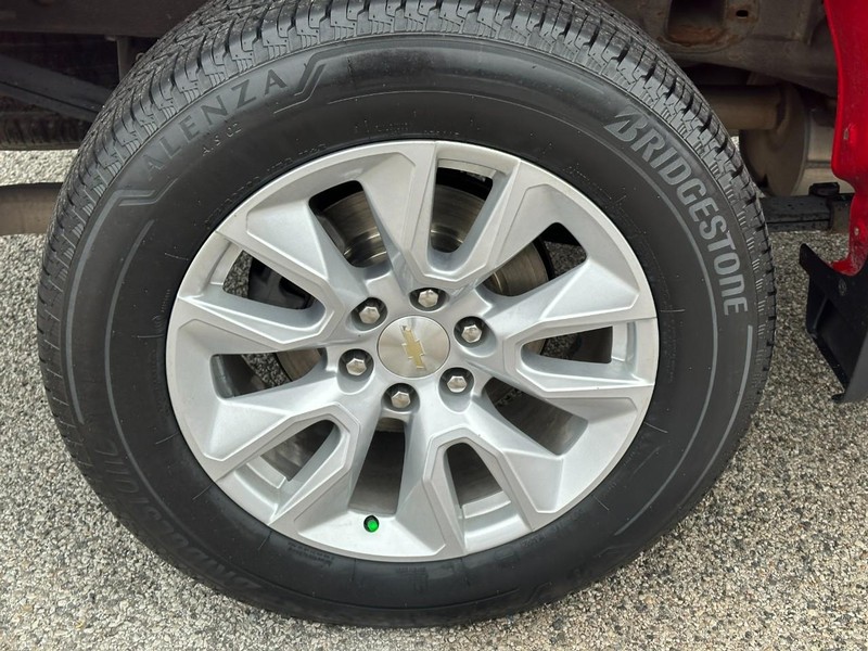 Chevrolet Silverado 1500 Vehicle Full-screen Gallery Image 7