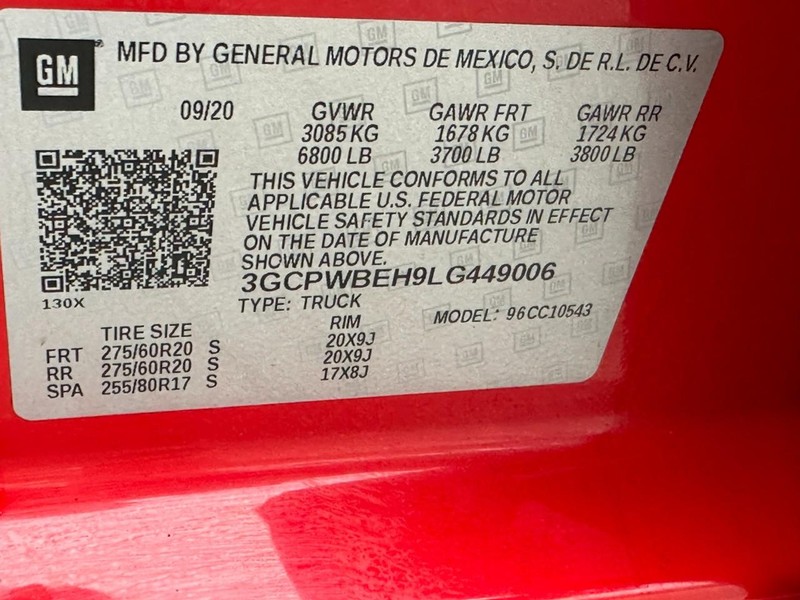 Chevrolet Silverado 1500 Vehicle Full-screen Gallery Image 21