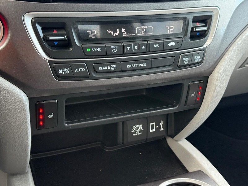 Honda Ridgeline Vehicle Full-screen Gallery Image 19