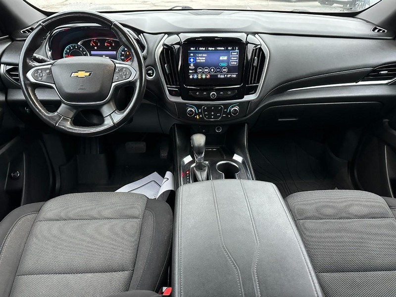 Chevrolet Traverse Vehicle Full-screen Gallery Image 11
