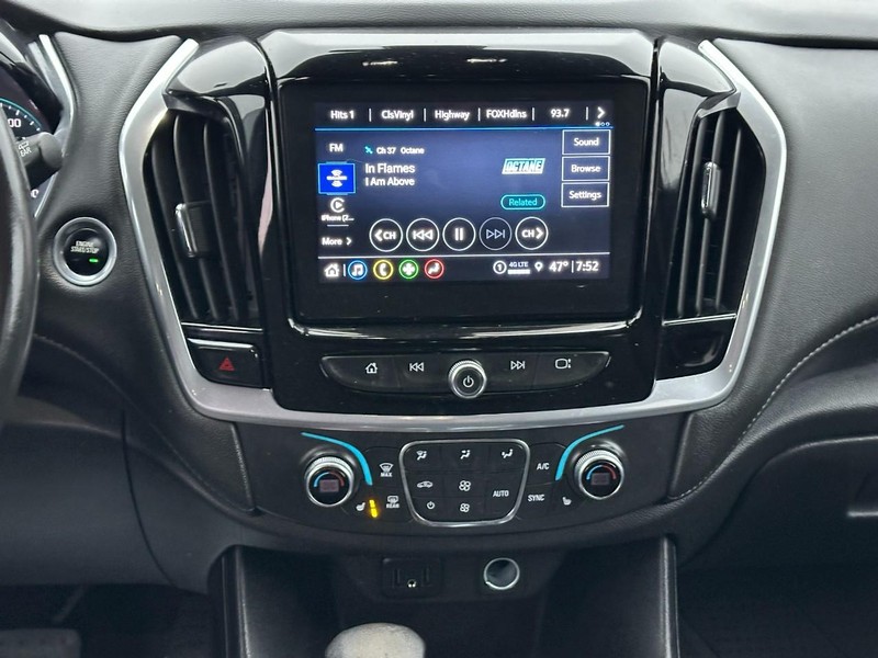 Chevrolet Traverse Vehicle Full-screen Gallery Image 13