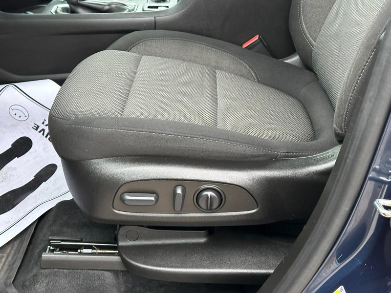 Chevrolet Traverse Vehicle Full-screen Gallery Image 17