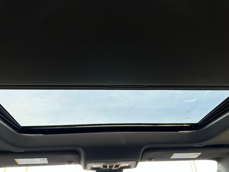 Chevrolet Silverado 1500 Vehicle Full-screen Gallery Image 7