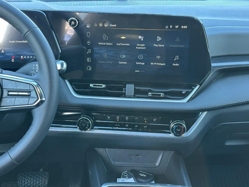 Chevrolet Equinox Vehicle Full-screen Gallery Image 7