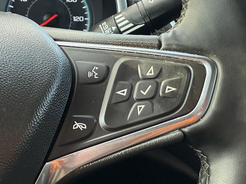 Chevrolet Malibu Vehicle Full-screen Gallery Image 14