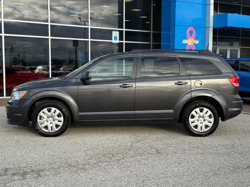 Dodge Journey Vehicle Full-screen Gallery Image 2