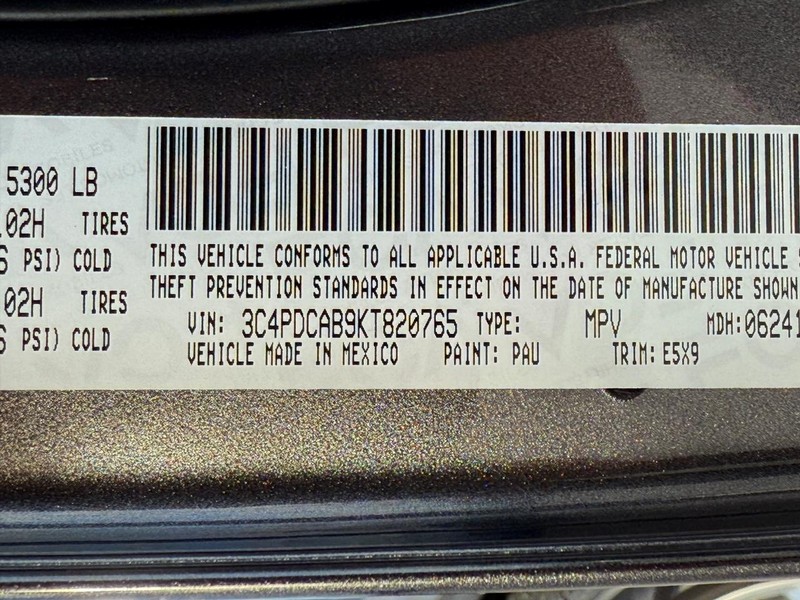 Dodge Journey Vehicle Full-screen Gallery Image 25