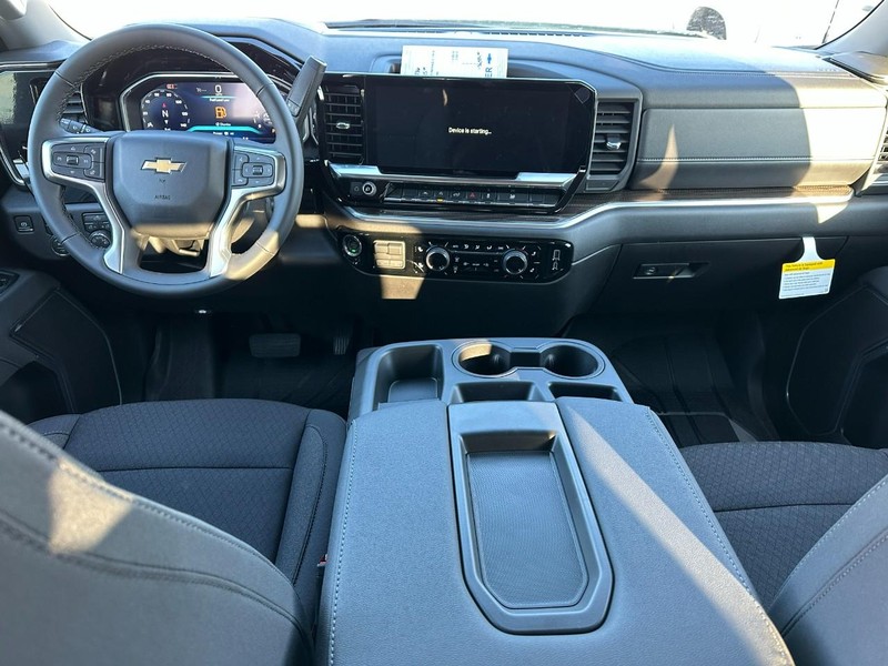 Chevrolet Silverado 1500 Vehicle Full-screen Gallery Image 5