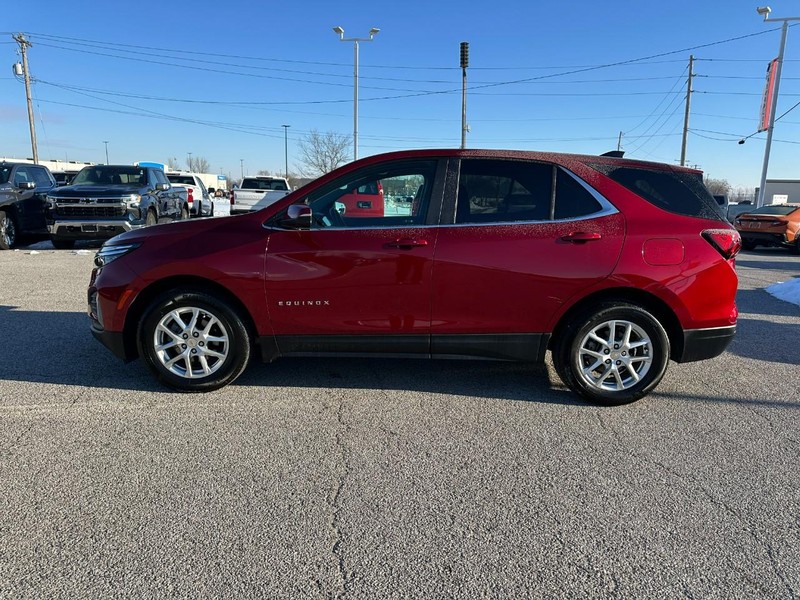 Chevrolet Equinox Vehicle Full-screen Gallery Image 02