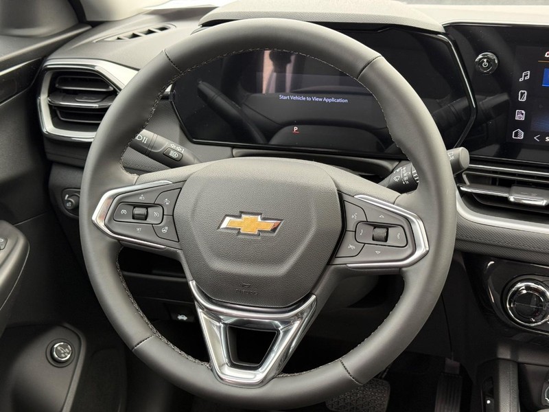 Chevrolet TrailBlazer Vehicle Full-screen Gallery Image 8