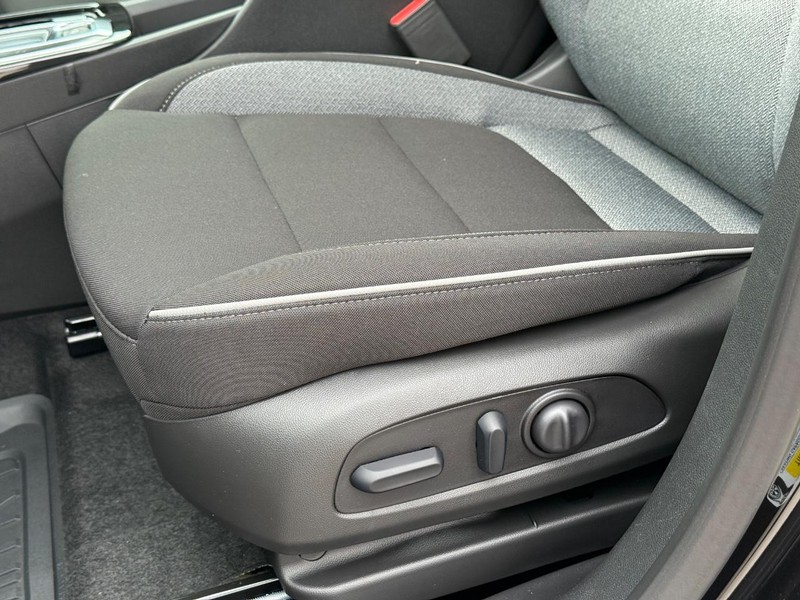 Chevrolet TrailBlazer Vehicle Full-screen Gallery Image 17