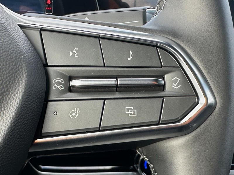 Chevrolet Equinox Vehicle Full-screen Gallery Image 9