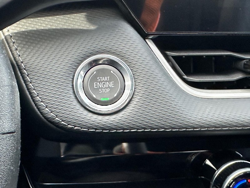 Chevrolet Equinox Vehicle Full-screen Gallery Image 10