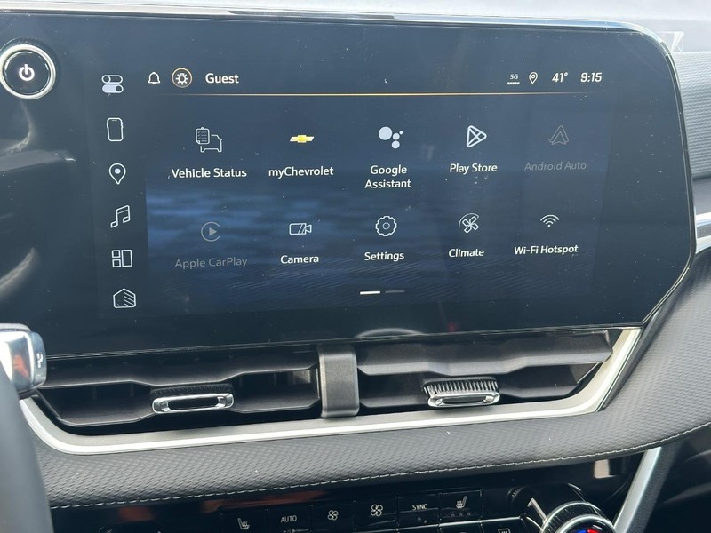 Chevrolet Equinox Vehicle Full-screen Gallery Image 11