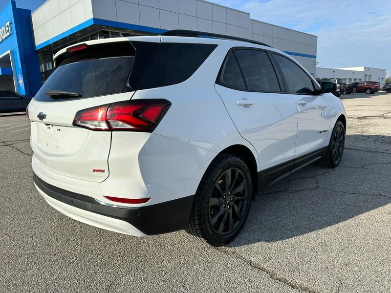 Chevrolet Equinox Vehicle Full-screen Gallery Image 07