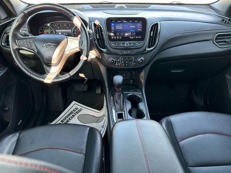 Chevrolet Equinox Vehicle Full-screen Gallery Image 11