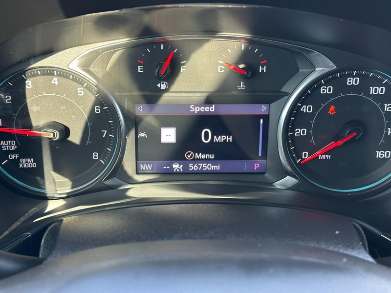 Chevrolet Equinox Vehicle Full-screen Gallery Image 20