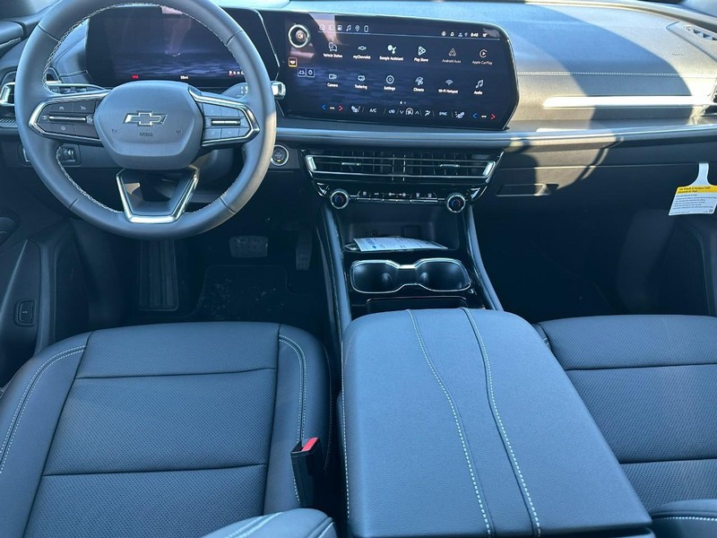 Chevrolet Traverse Vehicle Full-screen Gallery Image 6