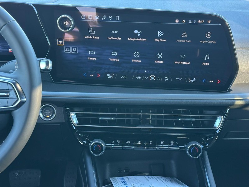 Chevrolet Traverse Vehicle Full-screen Gallery Image 8