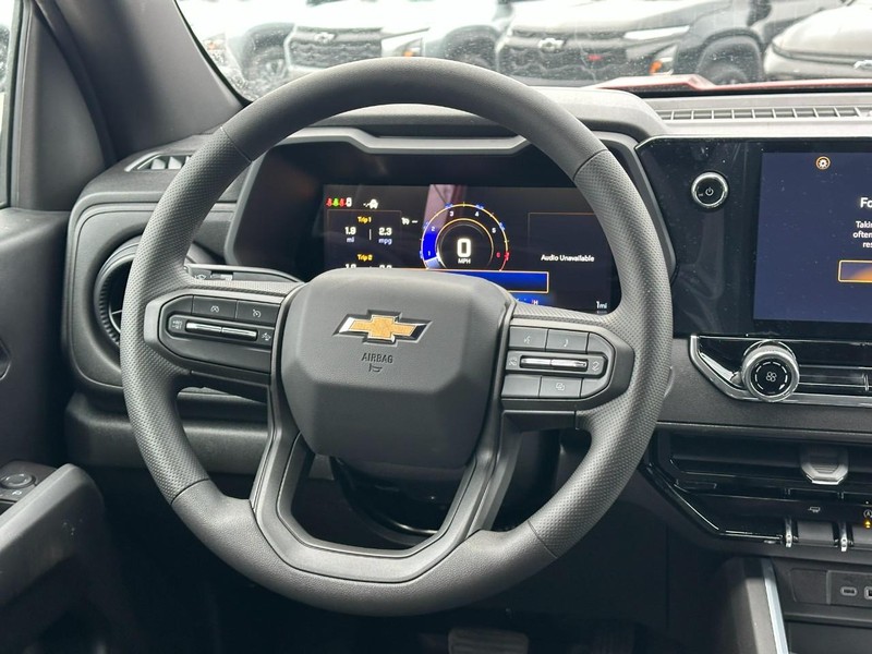 Chevrolet Colorado Vehicle Full-screen Gallery Image 6
