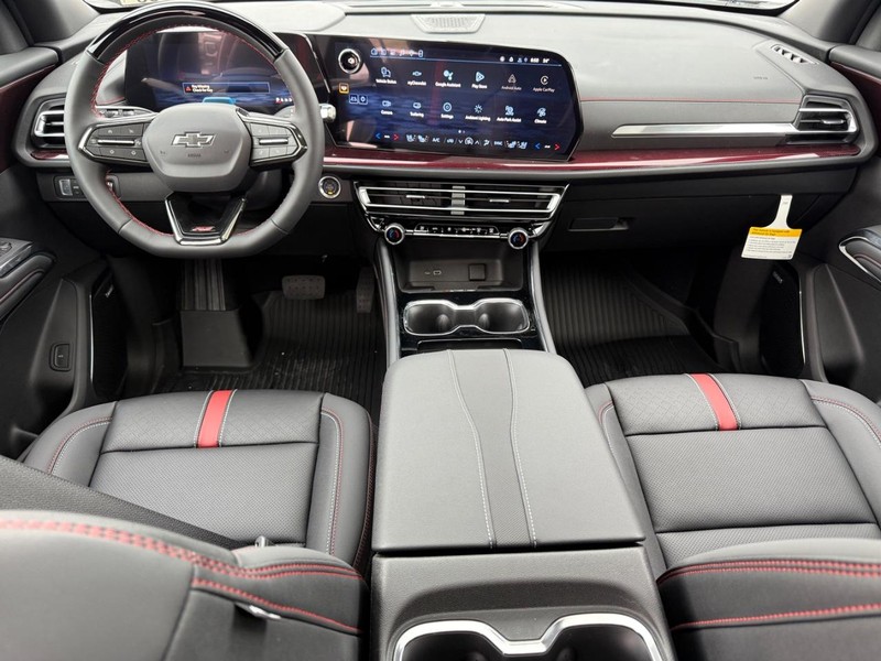 Chevrolet Traverse Vehicle Full-screen Gallery Image 9