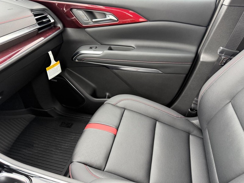 Chevrolet Traverse Vehicle Full-screen Gallery Image 17