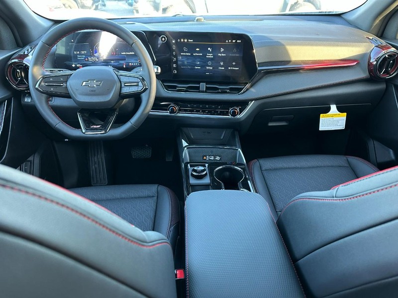 Chevrolet Equinox Vehicle Full-screen Gallery Image 5