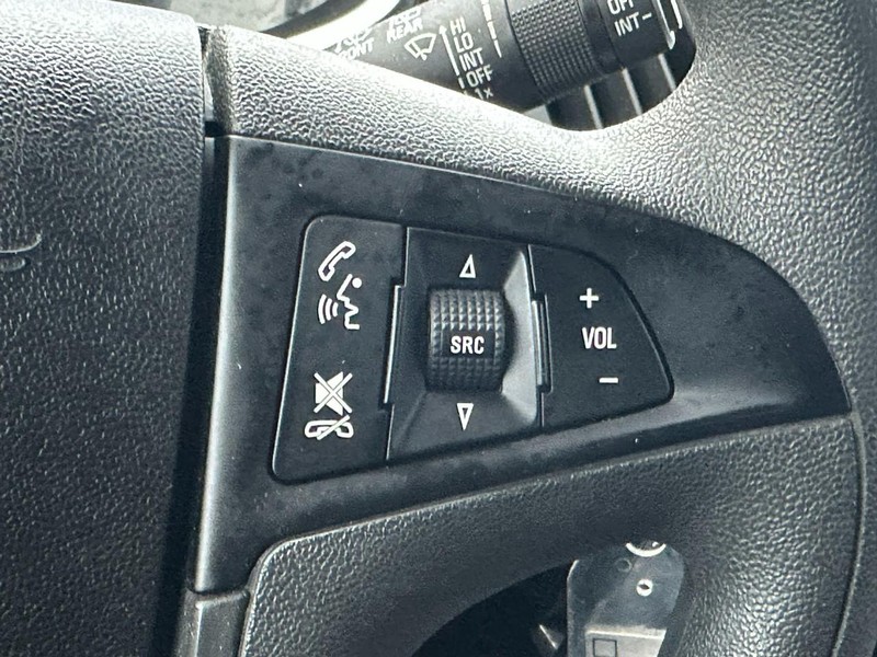 Chevrolet Equinox Vehicle Full-screen Gallery Image 19